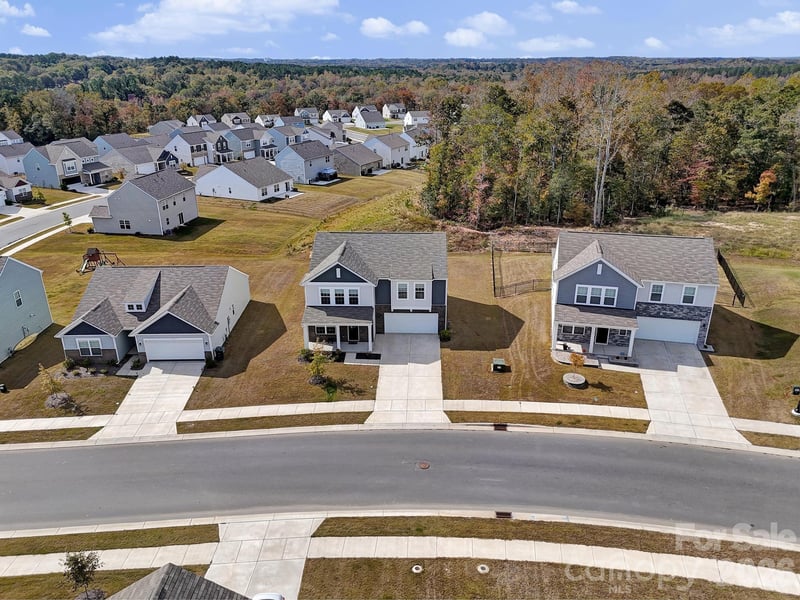 657 Mile Creek Rd, Edgemoor, SC 29712