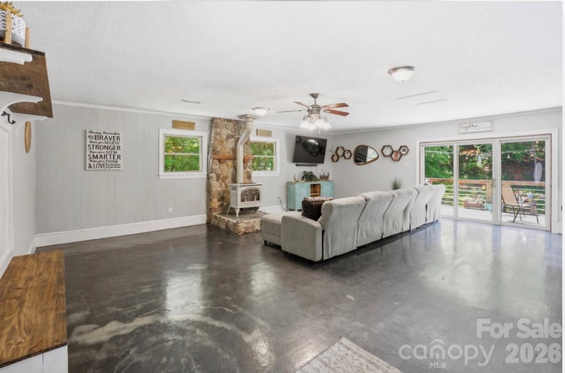 125 Mimosa Rd, Statesville, NC 28677