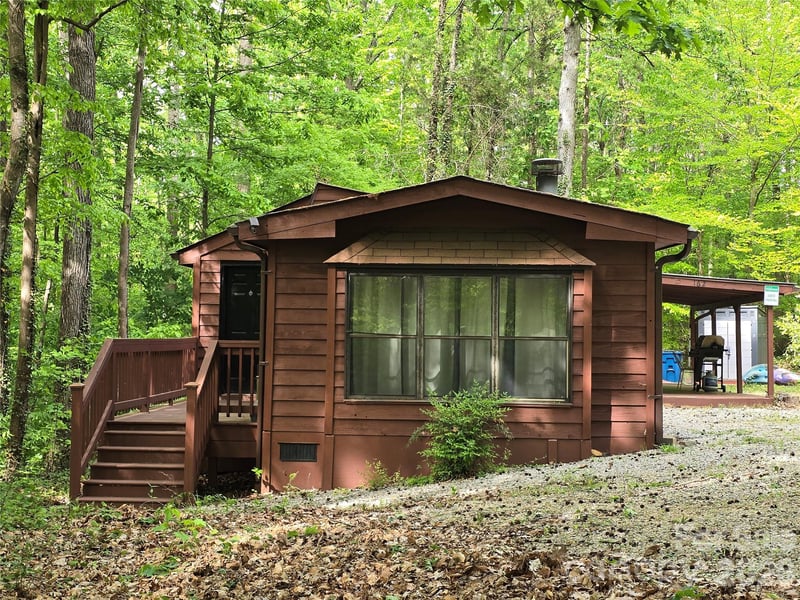 162 Pineridge Dr, Mooresville, NC 28115