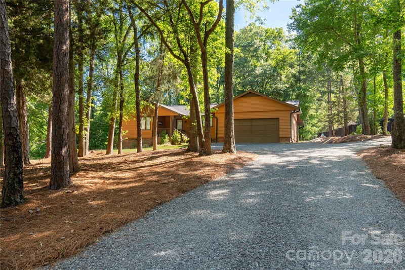328 Dana Dr, Catawba, SC 29704