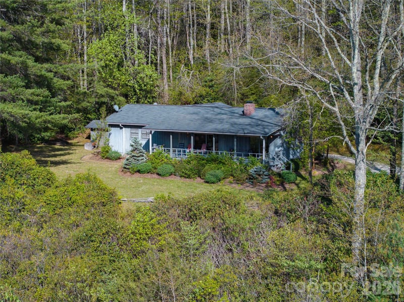 1412 Bearwallow Rd, Fletcher, NC 28732