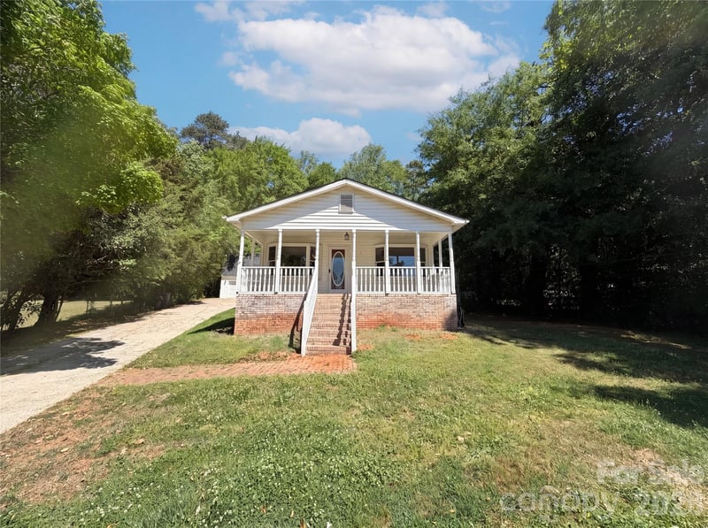 411 Ewing Dr, Belmont, NC 28012