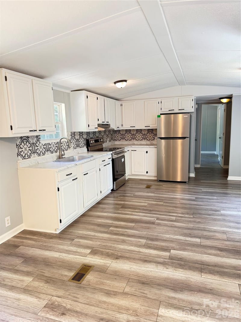 110 Tulip Tree Ct, Statesville, NC 28677