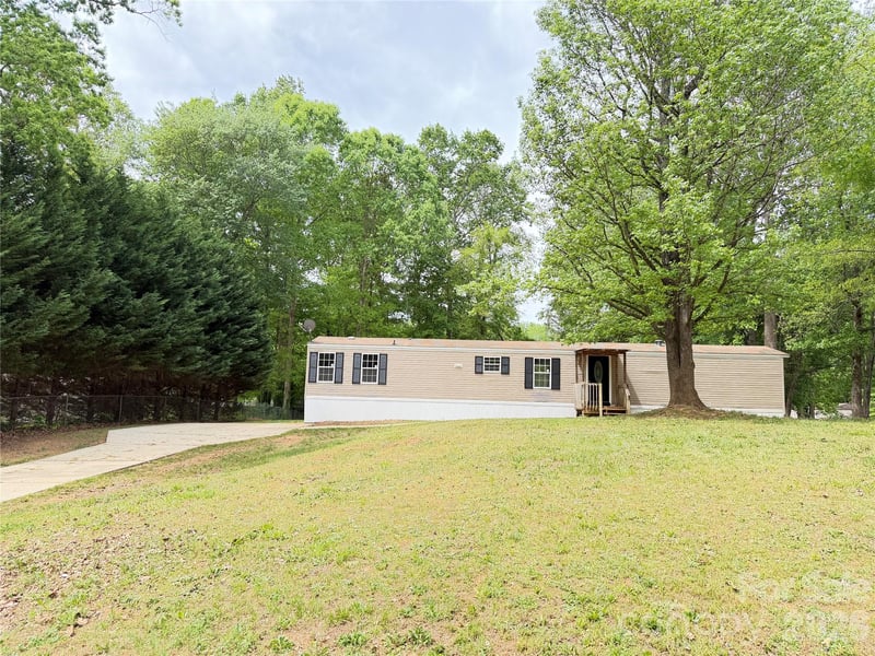 110 Tulip Tree Ct, Statesville, NC 28677