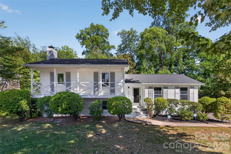 5938 Sharon Rd, Charlotte, NC 28210