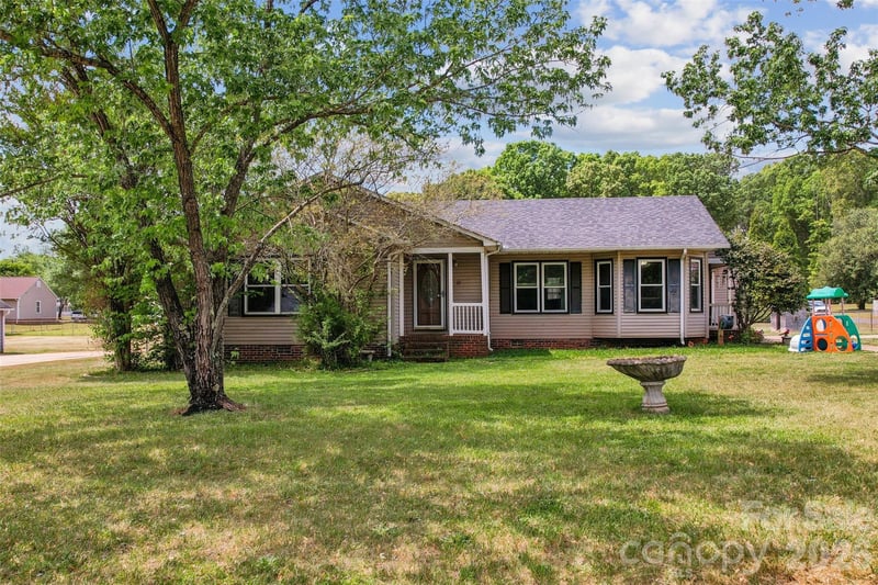 120 Chapel Ct, Salisbury, NC 28147