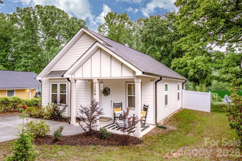 1206 8th St #13, Statesville, NC 28677