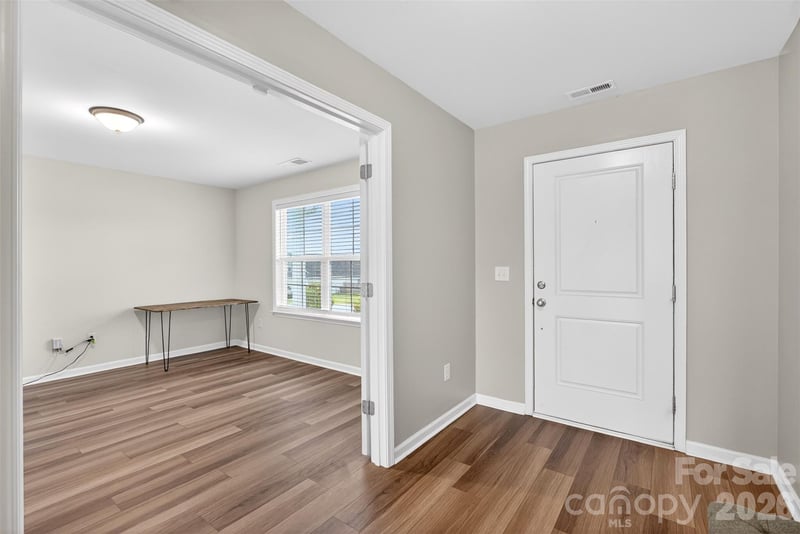 7061 Luna Mae Ct, Boiling Springs, SC 29316