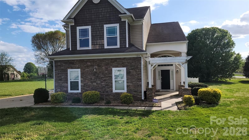 124 Settlers Grove Ln, Salisbury, NC 28146