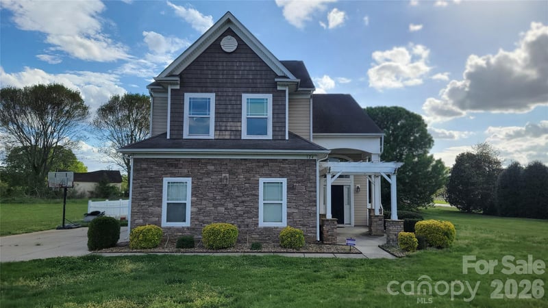 124 Settlers Grove Ln, Salisbury, NC 28146