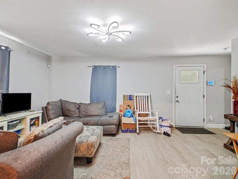 92 Saint Charles Ave, Concord, NC 28025