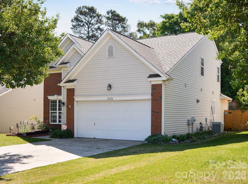 2926 Crawford Brook Ln, Charlotte, NC 28269