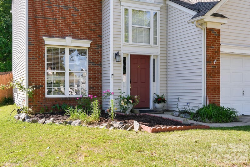 2926 Crawford Brook Ln, Charlotte, NC 28269