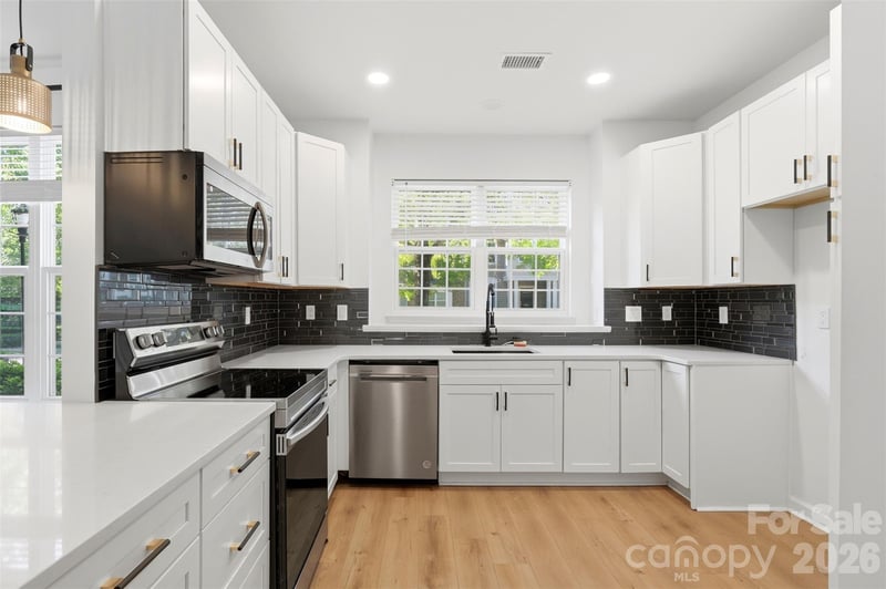 8000 Whitehawk Hill Rd, Waxhaw, NC 28173