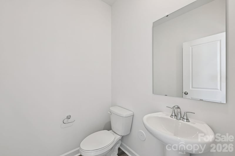 2070 Sunflower Cir, Newton, NC 28658