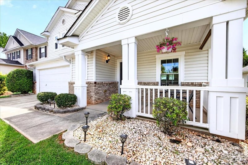 10611 Bedlington Rd, Charlotte, NC 28278