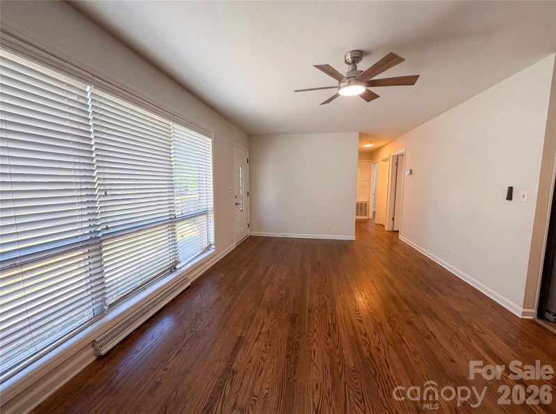 2431 Lynn Dr, Gastonia, NC 28054