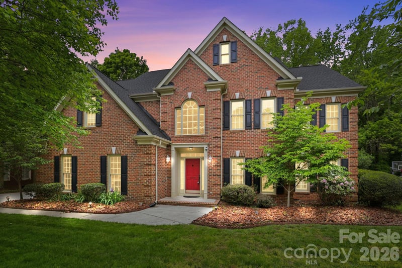 239 Sardis Pointe Rd, Matthews, NC 28105