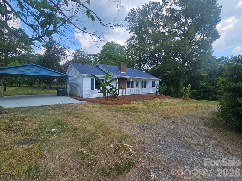 315 Maine Ave, Bessemer City, NC 28016