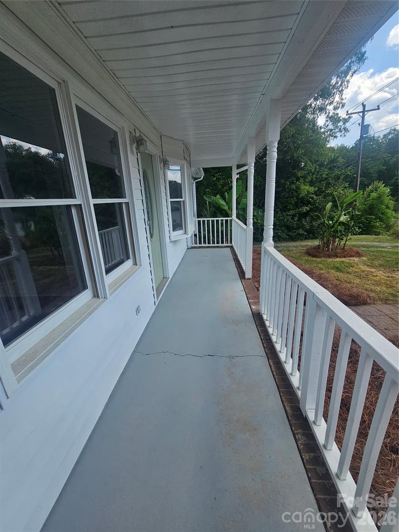 315 Maine Ave, Bessemer City, NC 28016