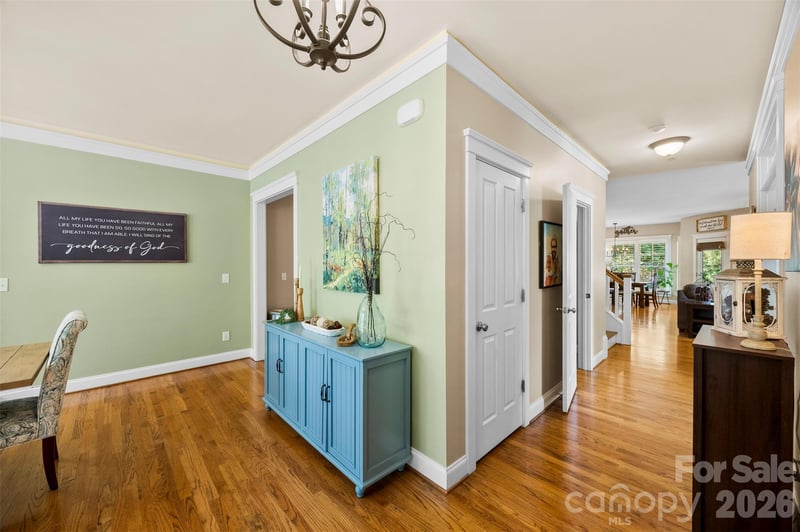 606 Andover Ln, Tega Cay, SC 29708