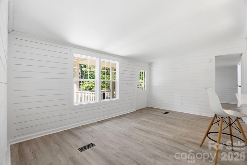 136 Woodridge Ln, Mooresville, NC 28115