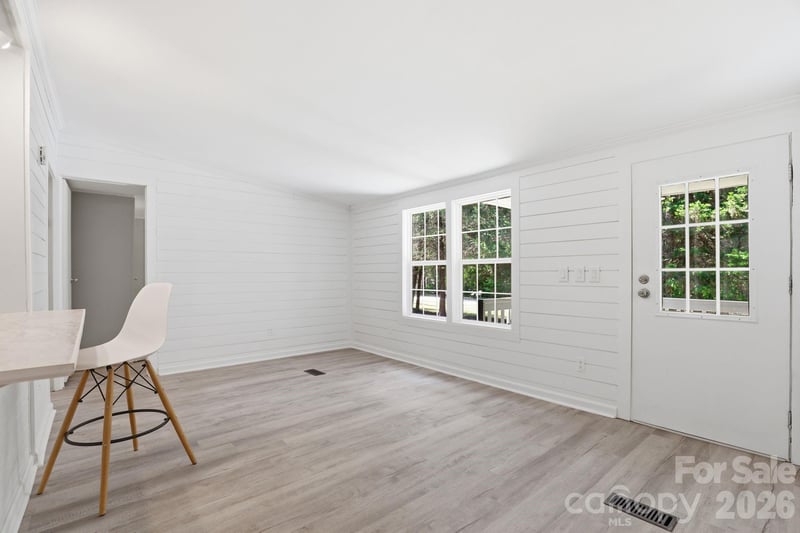 136 Woodridge Ln, Mooresville, NC 28115