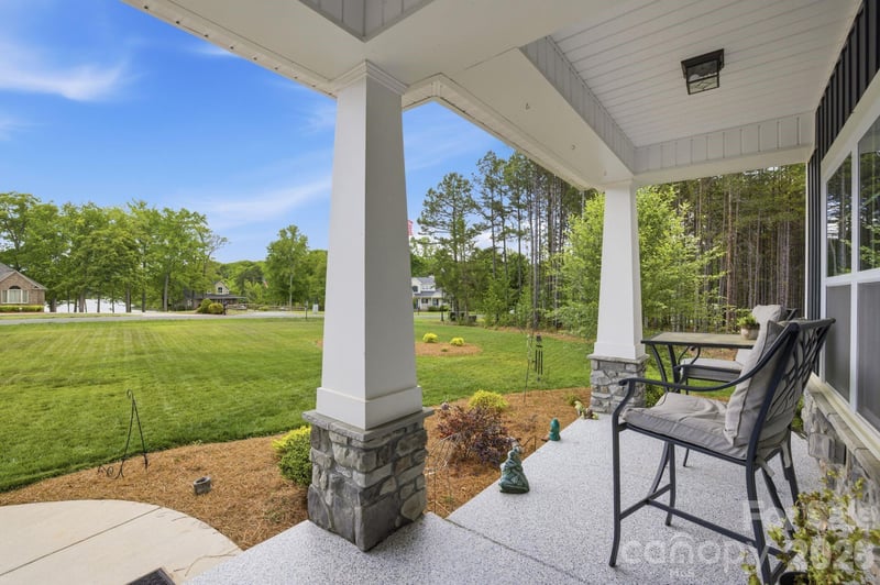 314 Potters Ldg, Denton, NC 27239