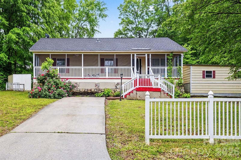 251 Rankin Rd, Belmont, NC 28101