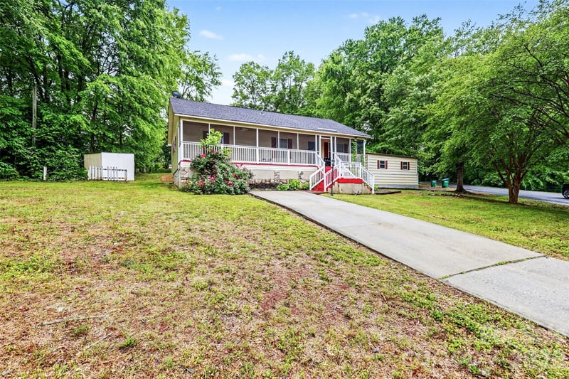 251 Rankin Rd, Belmont, NC 28101