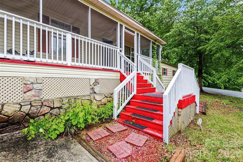 251 Rankin Rd, Belmont, NC 28101
