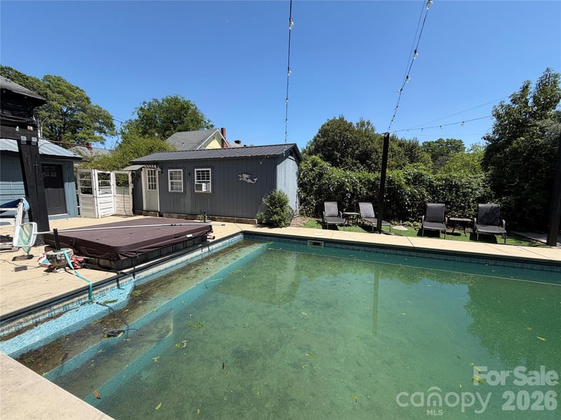 85 Falls Rd, Badin, NC 28009