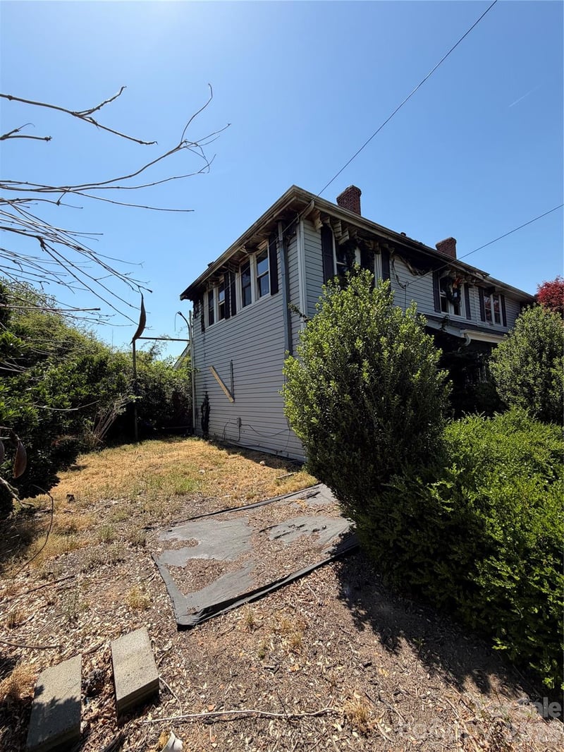 85 Falls Rd, Badin, NC 28009