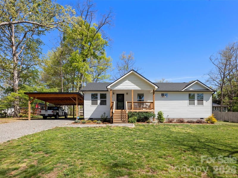 14 Avena St, Black Mountain, NC 28711