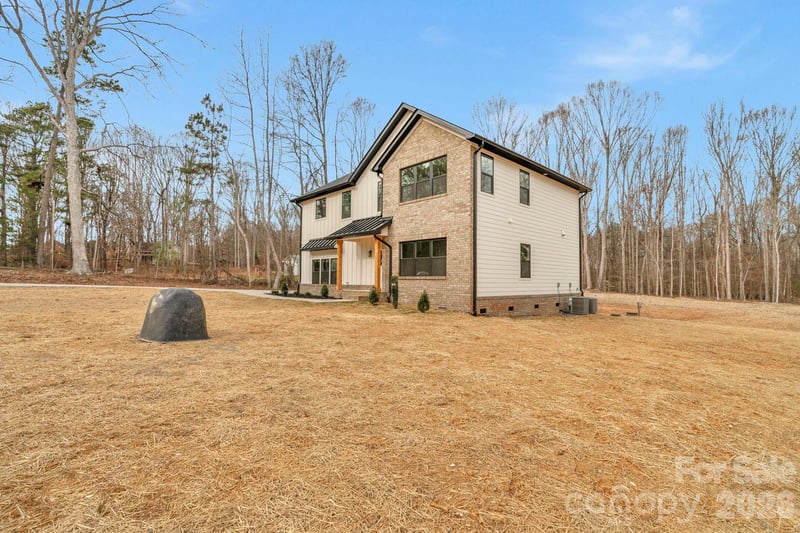 5002 Parkwood School Rd, Waxhaw, NC 28173