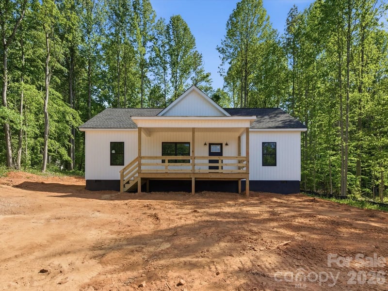 1416 Blackbird Dr, Clover, SC 29710