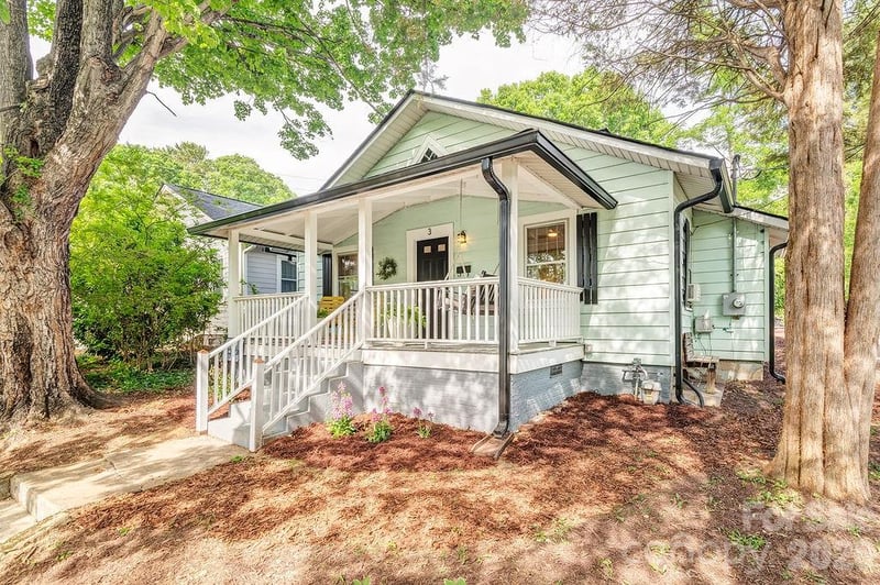 3 Irving St, Asheville, NC 28804