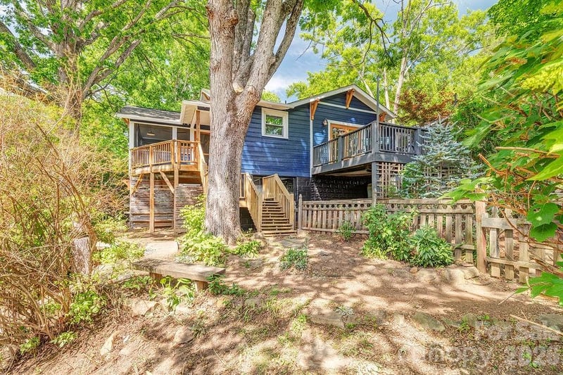 33 Green Oak Rd, Asheville, NC 28804