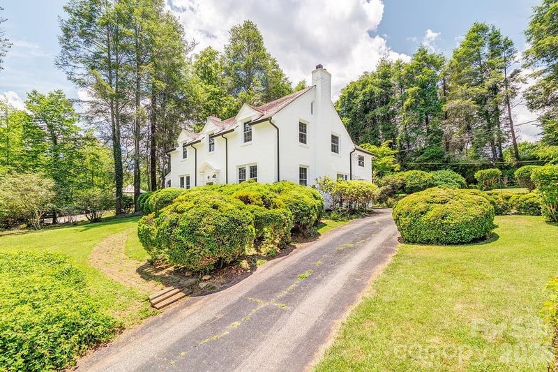 88 Bear Creek Rd, Asheville, NC 28806