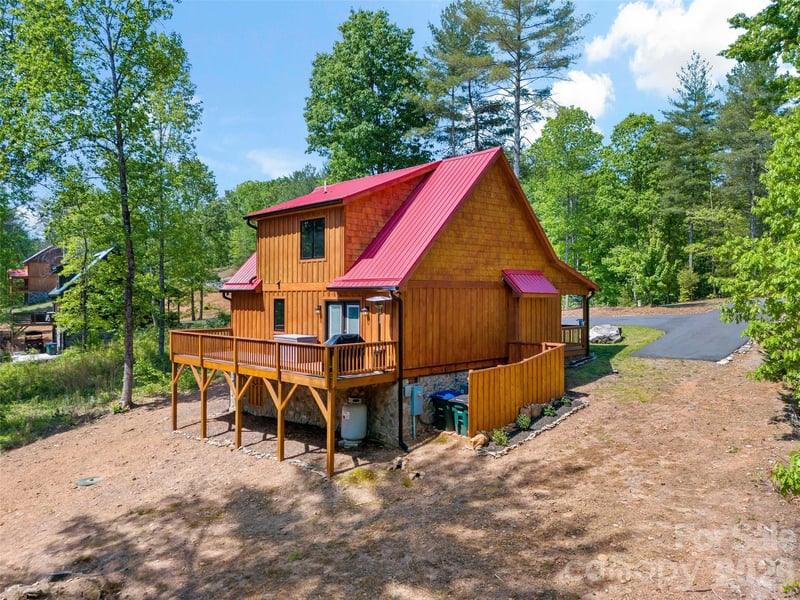 3122 Bear Paw Ave, Valdese, NC 28690