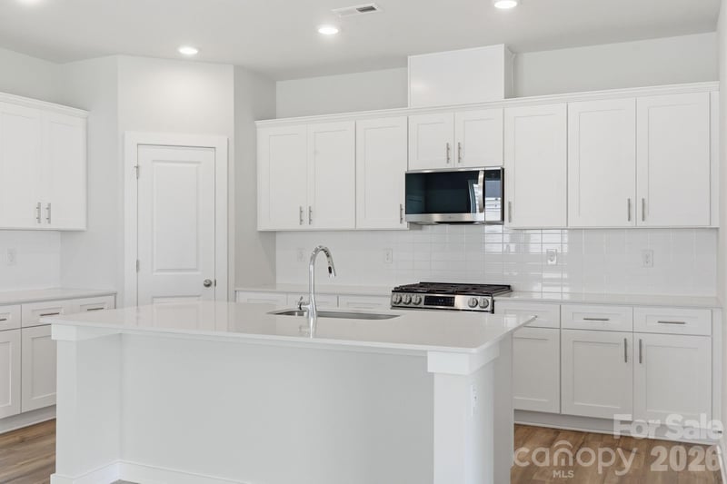 808 Hallman Branch Ln, Lincolnton, NC 28092