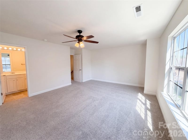 6767 Thistle Down Dr, Harrisburg, NC 28075