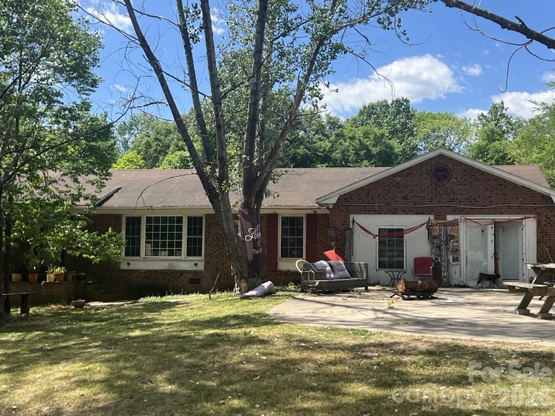 899 Us Highway 52 Hw, Wadesboro, NC 28170