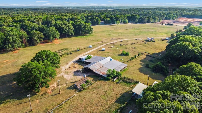 1504 Cedar Pines Lake Rd, Lancaster, SC 29720