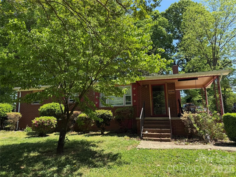 6410 Rockwell Blvd, Charlotte, NC 28269