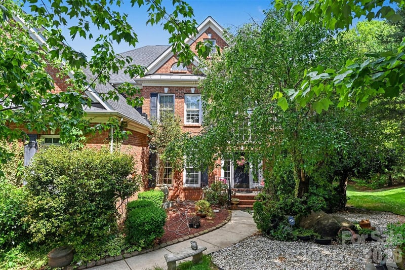 952 Hickory Stick Dr, Fort Mill, SC 29715