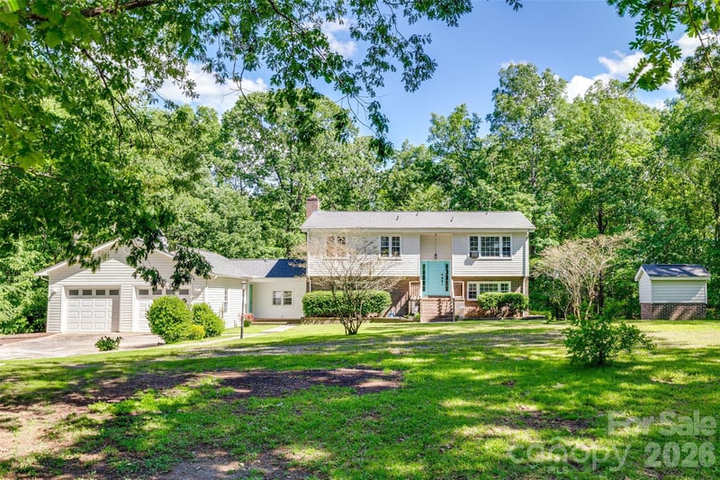 679 Fairforest Rd, Chester, SC 29706