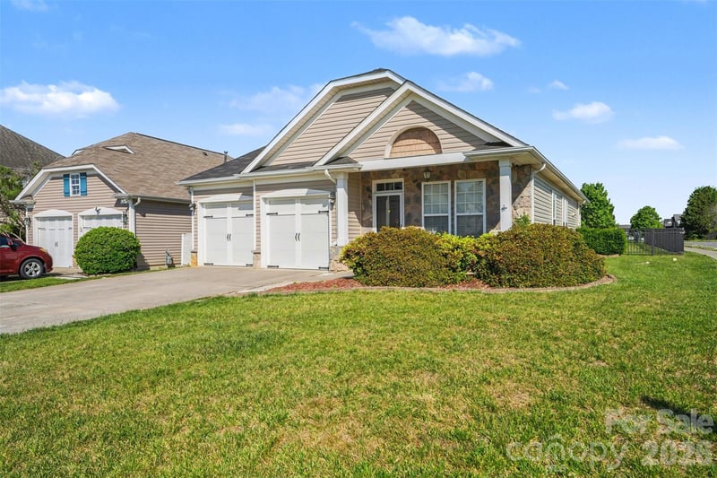 9612 Marquette St, Concord, NC 28027
