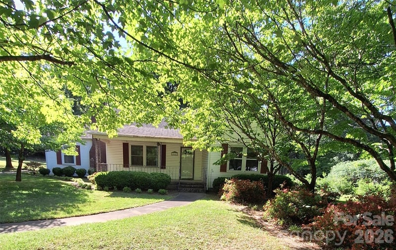 14623 Lucia Riverbend Hw, Stanley, NC 28164
