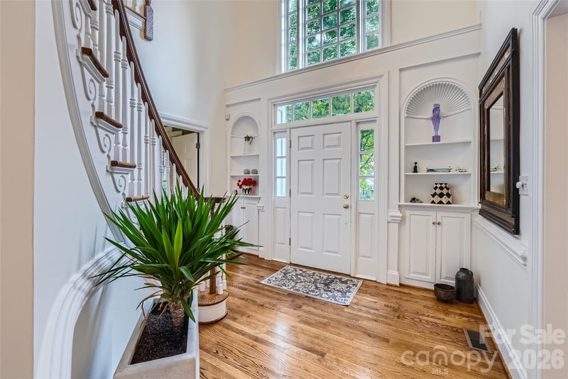 2560 Morrocroft Ln, Charlotte, NC 28211